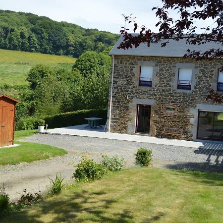 Cosy Chalet With Private Garden In Normandy Isigny-le-Buat Esterno foto
