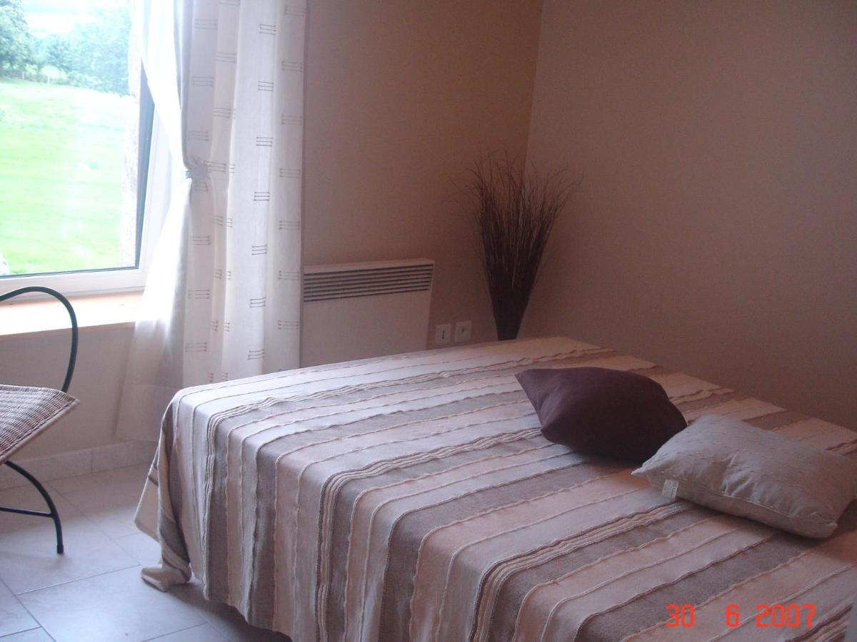 Cosy Chalet With Private Garden In Normandy Isigny-le-Buat Camera foto
