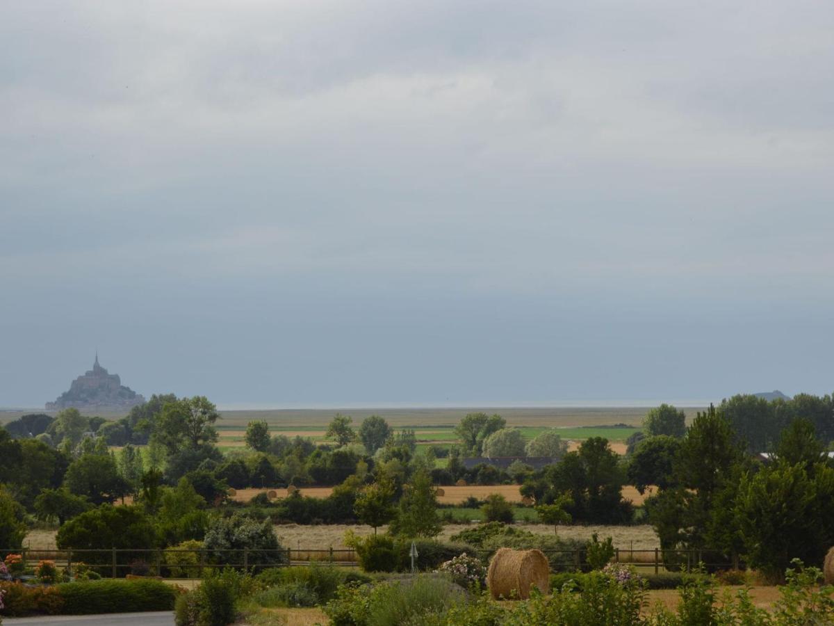 Cosy Chalet With Private Garden In Normandy Isigny-le-Buat Esterno foto